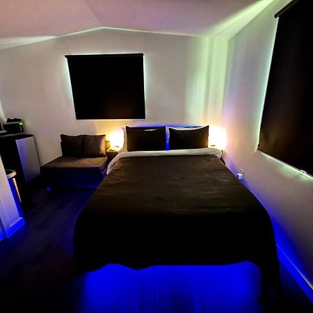 Your Downtown Cozy Studio With Backyard Unit C Phoenix Eksteriør billede