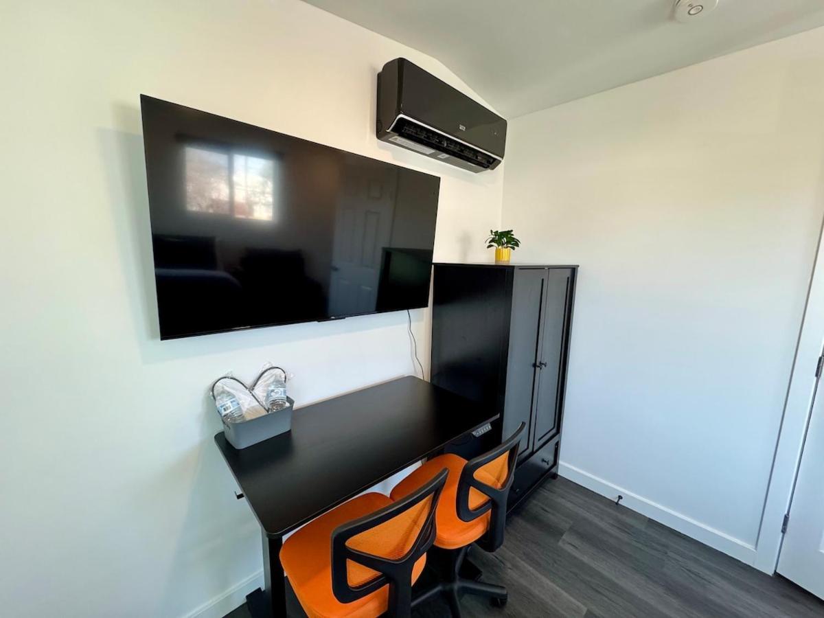 Your Downtown Cozy Studio With Backyard Unit C Phoenix Eksteriør billede