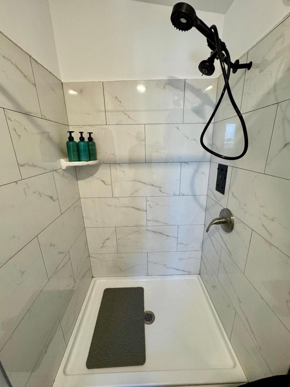 Your Downtown Cozy Studio With Backyard Unit C Phoenix Eksteriør billede