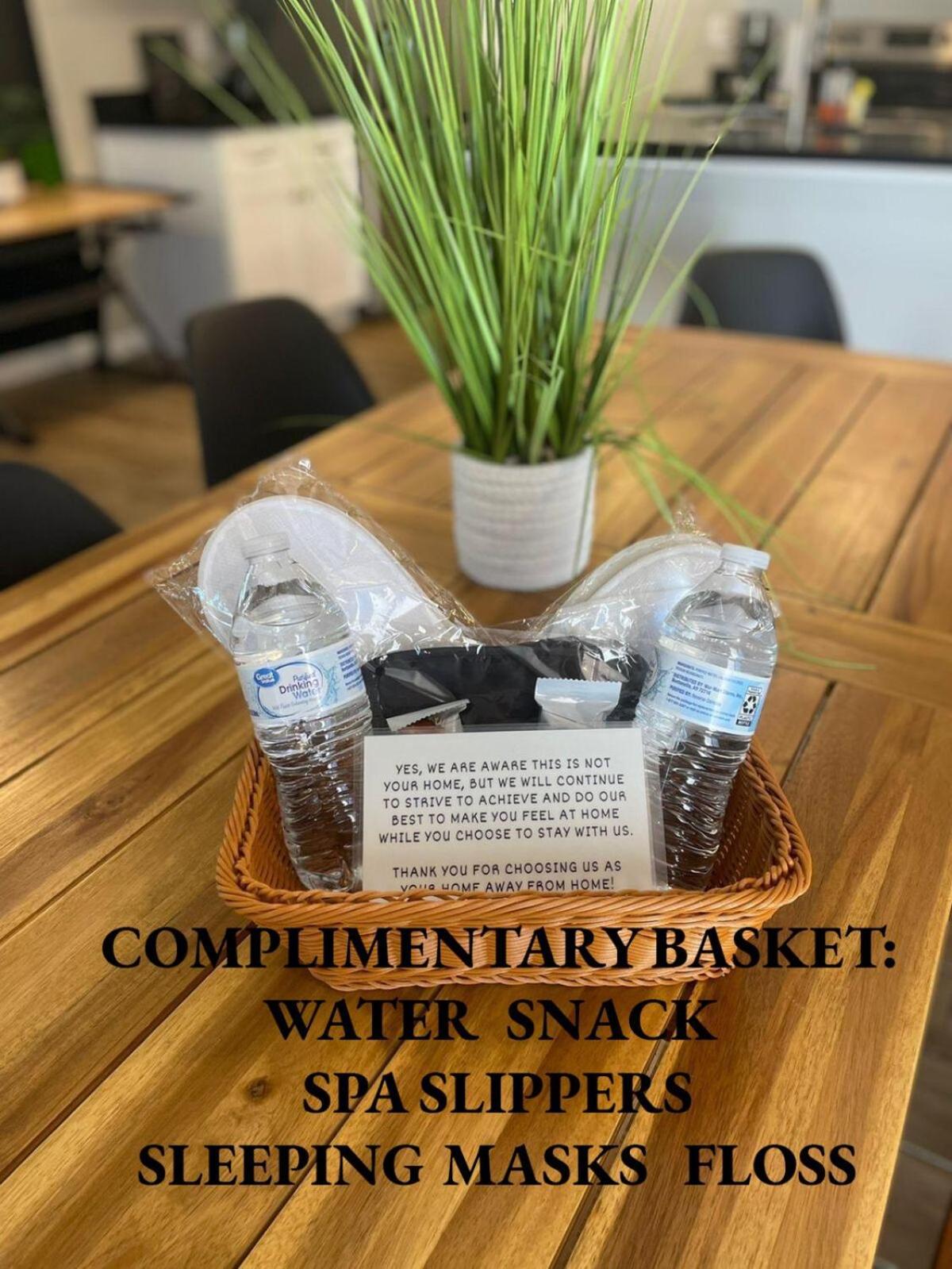 Your Downtown Cozy Studio With Backyard Unit C Phoenix Eksteriør billede